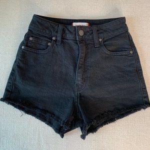 Aritzia Sunday Best Black Denim Cutoff Shorts 24